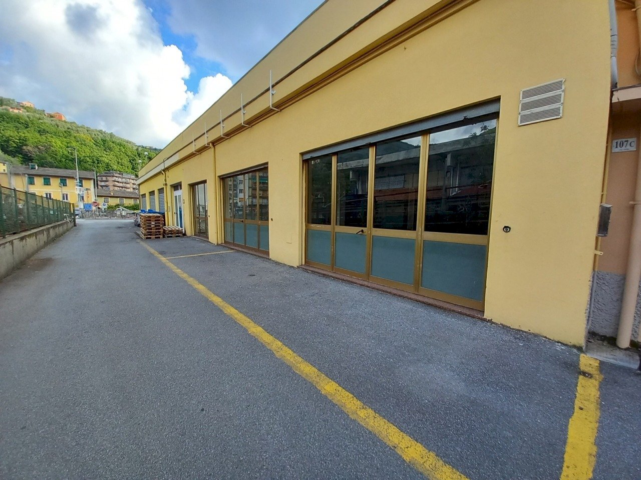2 - Commercial Premises Recco - photo 1