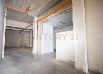 IMGL0722 - Laboratory Viale della Regione 5, Camporotondo Etneo - photo 7