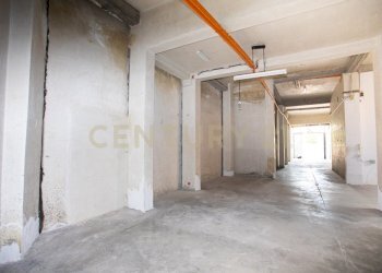 IMGL0736 - Laboratory Viale della Regione 5, Camporotondo Etneo - photo 13