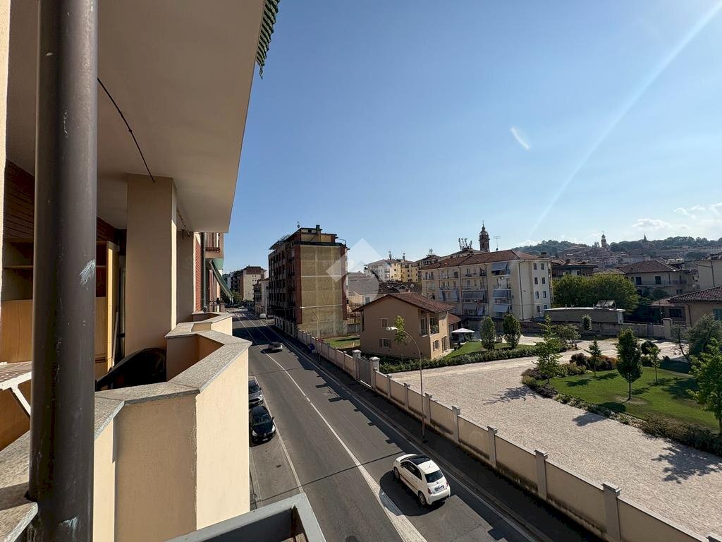 Two-room apartment Via Bagni, Saluzzo - photo 2