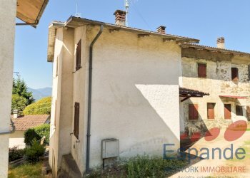 Portion of a house Camugnano - photo 1
