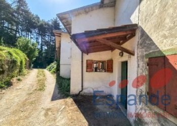 Portion of a house Camugnano - photo 2