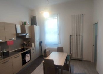 Two-room apartment Via Guido Zucchini, 10, Bologna (neighborhood Centro Storico) - photo 2