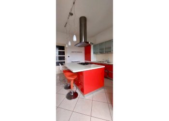 Four-room apartment Asti - photo 8