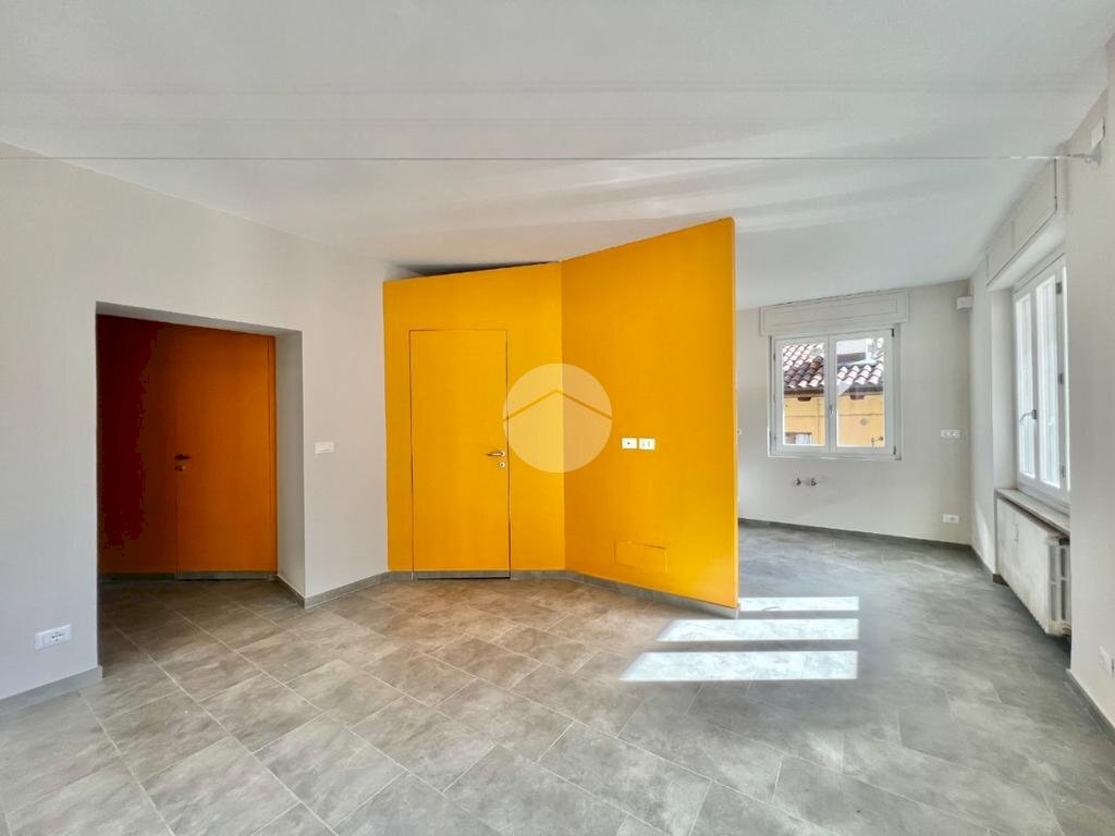Two-room apartment Via roma, Lanzo Torinese - photo 1