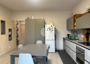 Three-room apartment Via Allende, Rivalta di Torino - photo 4
