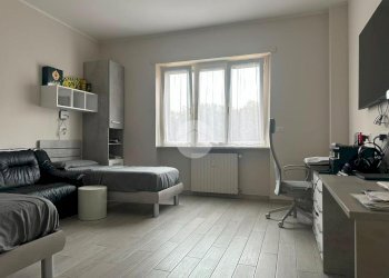 Three-room apartment Via Allende, Rivalta di Torino - photo 10