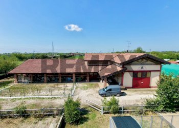 Casale Via Trento, 52/A
Paderno Franciacorta, Paderno Franciacorta - photo 17
