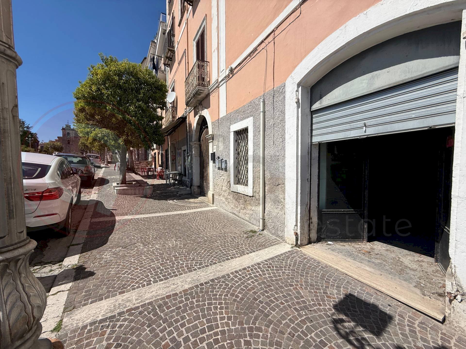 Foto 1 - Commercial Premises Piazza Umberto I
 
43, Arce - photo 1