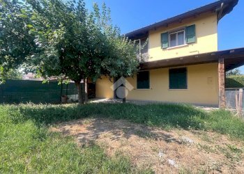 Appartamento Via Casetto, Campegine - foto 1