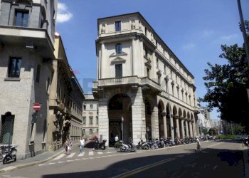 Edificio all\'aperto - Negozio Via Degli Omenoni
2, Milano - foto 1