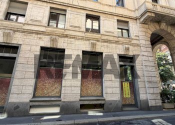 Edificio all\'aperto - Negozio Via Degli Omenoni
2, Milano - foto 7