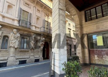 Edificio all\'aperto - Negozio Via Degli Omenoni
2, Milano - foto 9