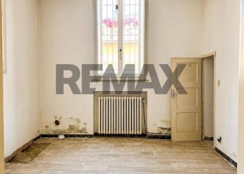 Stanza vuota - Casa semi indipendente via circondario ponente
 
33, Lugo - foto 13