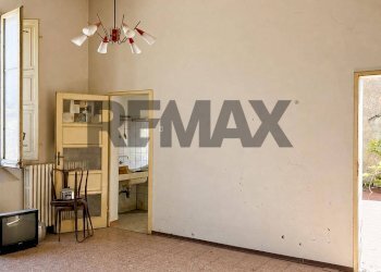 Stanza vuota - Casa semi indipendente via circondario ponente
 
33, Lugo - foto 33