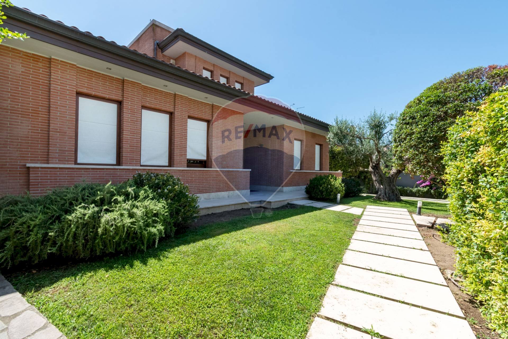 Foto 1 - Villa Via Pietro Nardini
 
snc, Roma - photo 1