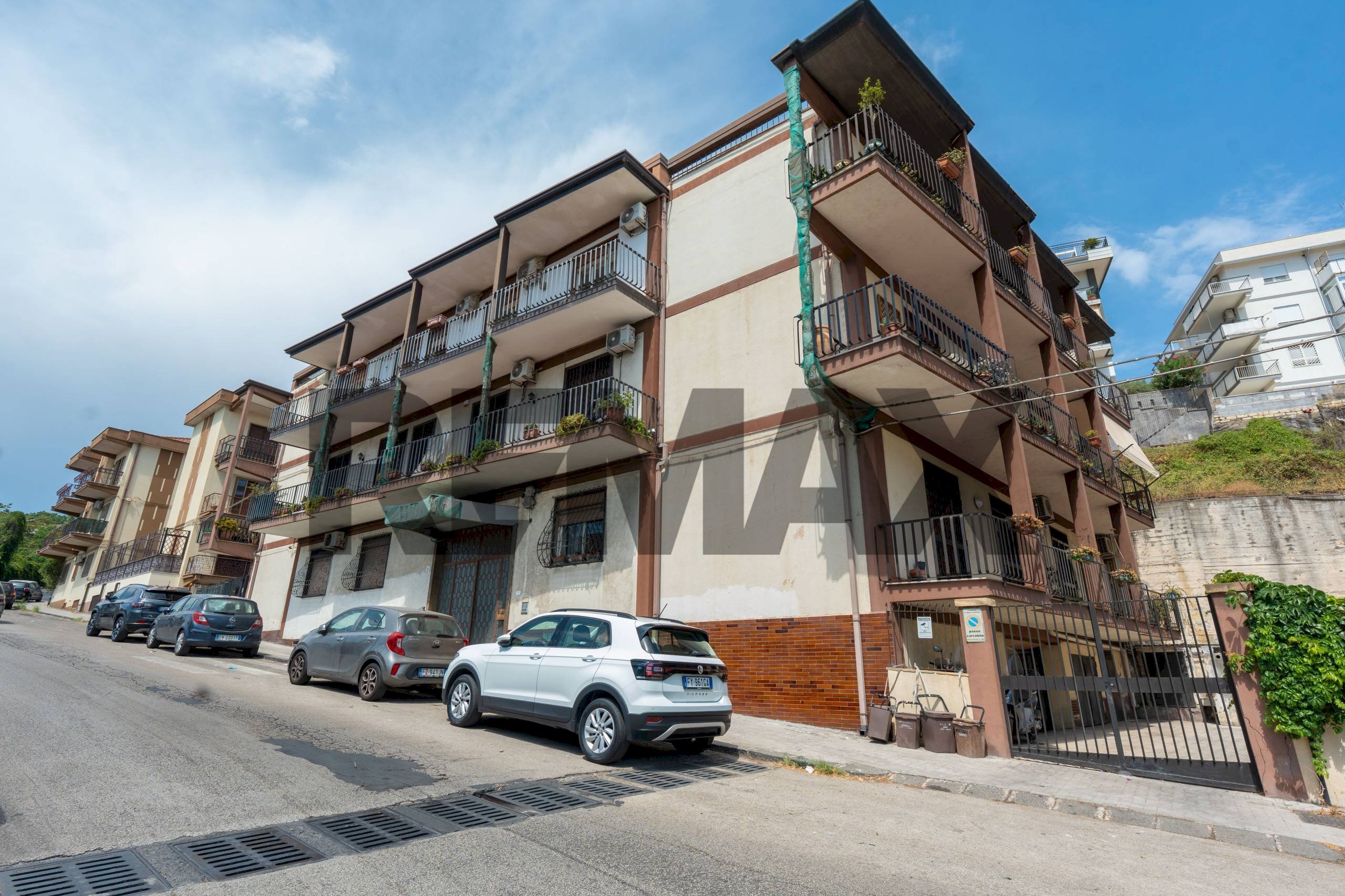 Edificio all\'aperto - Four-room apartment via Francesco lo Jacono
 
31, Sant'Agata Li Battiati - photo 1