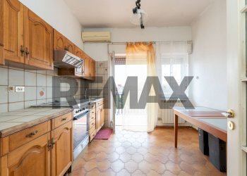 Cucina - Four-room apartment via Francesco lo Jacono
 
31, Sant'Agata Li Battiati - photo 9