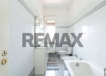 Bagno - Four-room apartment via Francesco lo Jacono
 
31, Sant'Agata Li Battiati - photo 11