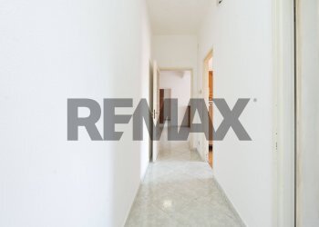 Hall / corridoio - Four-room apartment via Francesco lo Jacono
 
31, Sant'Agata Li Battiati - photo 12
