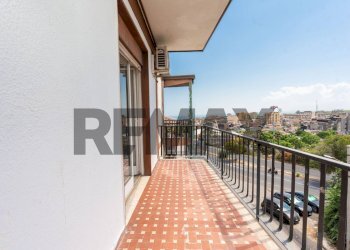 Balcone - Four-room apartment via Francesco lo Jacono
 
31, Sant'Agata Li Battiati - photo 17
