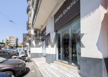 Edificio all\'aperto - Locale Commerciale Via Nuova Luce
97-98, Tremestieri Etneo - foto 4