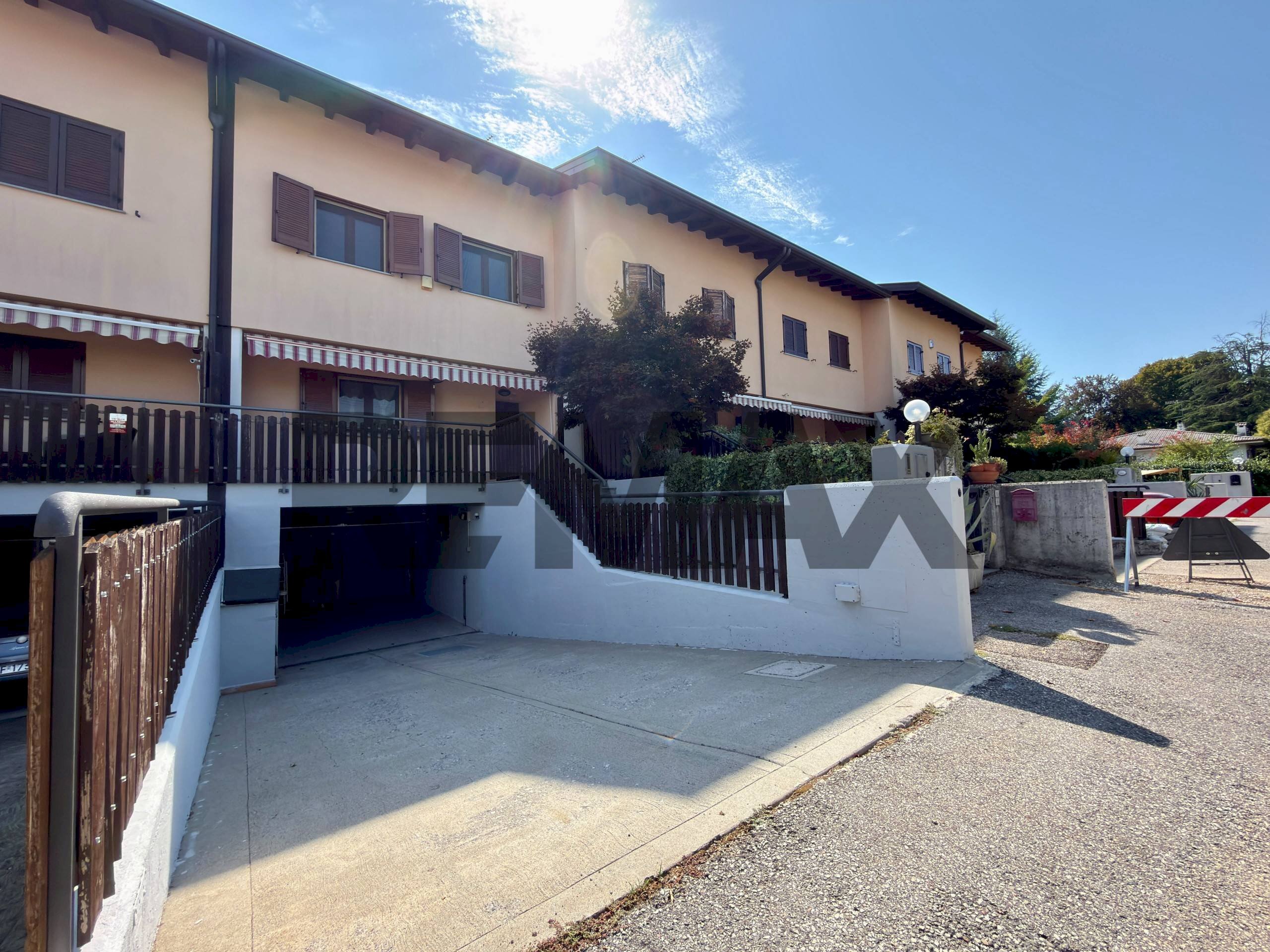 Edificio all\'aperto - Villa a Schiera via Primulacco
16, Reana del Rojale - foto 2