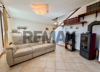 Soggiorno - Villa a Schiera via Primulacco
 
16, Reana del Rojale - foto 3