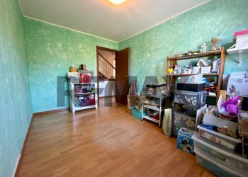 Dispensa di stoccaggio - Villa a Schiera via Primulacco
 
16, Reana del Rojale - foto 17