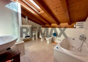 Bagno - Villa a Schiera via Primulacco
 
16, Reana del Rojale - foto 23