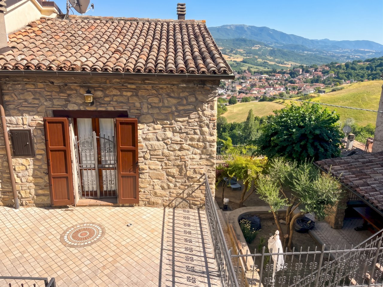 Gemini_Generated_Image_bu278dbu278dbu27 - Townhouse Via Garibaldi 2, Talamello - photo 3