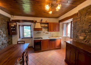 Gemini_Generated_Image_q1gdm7q1gdm7q1gd - Townhouse Via Garibaldi 2, Talamello - photo 15