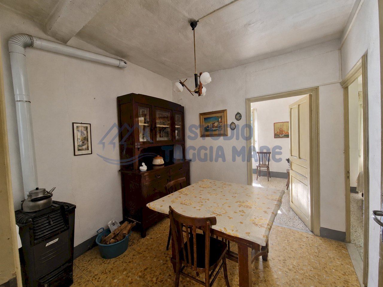 ChatGPT Image 12 ago 2026, 21_21_32 - Four-room apartment Piazza Garibaldi 13, Montalto Carpasio - photo 1