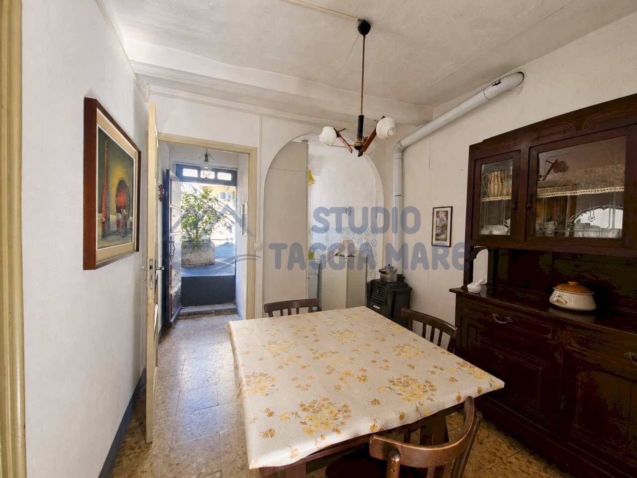 ChatGPT Image 12 ago 2026, 21_22_45 - Four-room apartment Piazza Garibaldi 13, Montalto Carpasio - photo 2