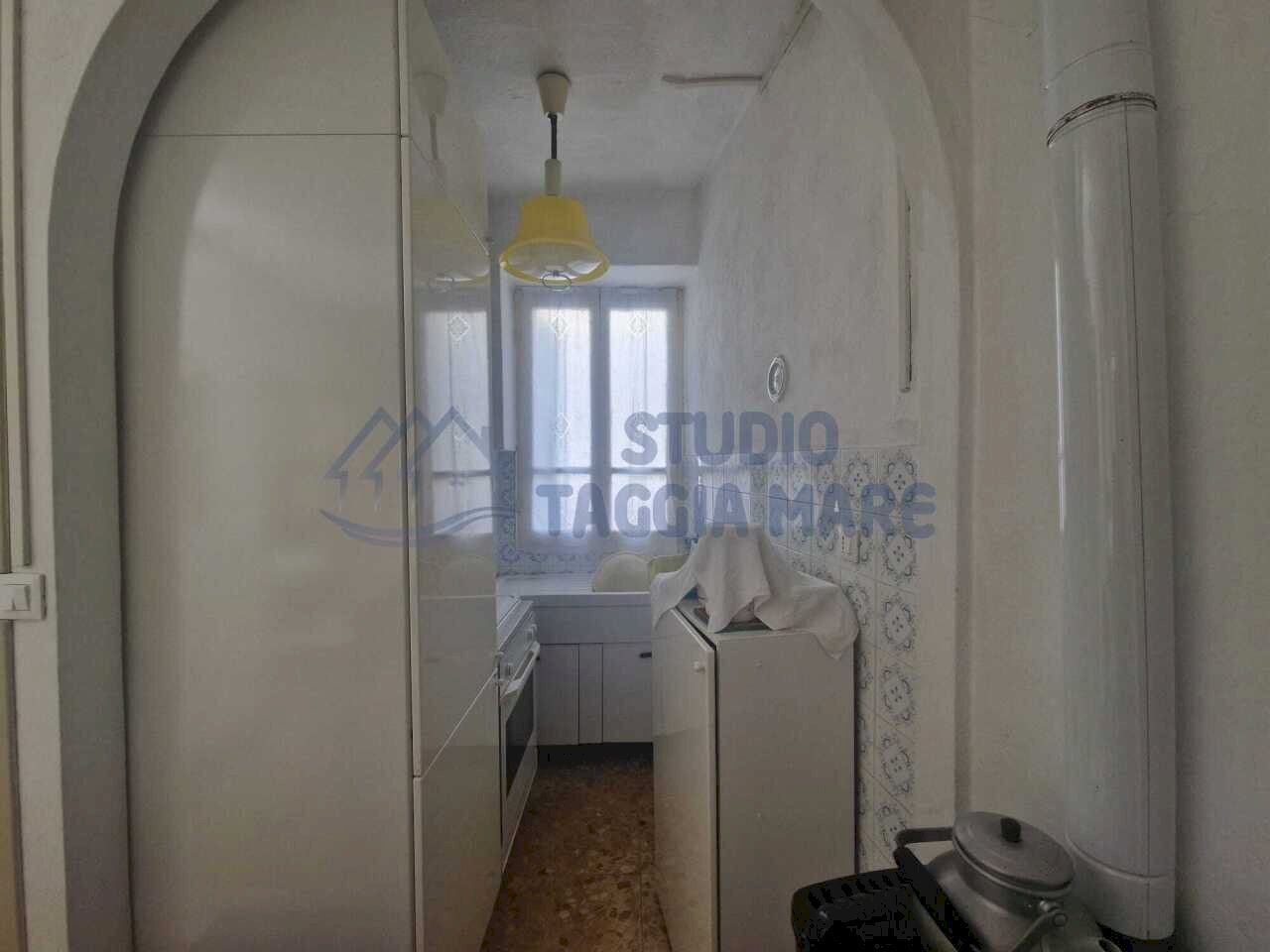 WhatsApp Image 2026-08-12 at 21.05.32 (1) - Four-room apartment Piazza Garibaldi 13, Montalto Carpasio - photo 3