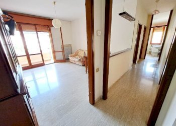 soggiorno - Four-room apartment Via Domenico Baroni, Rovigo - photo 1