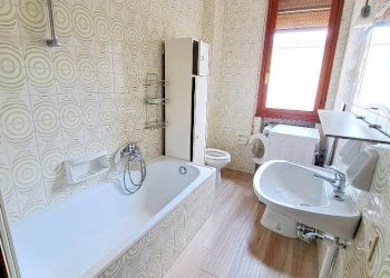 bagno - Four-room apartment Via Domenico Baroni, Rovigo - photo 16
