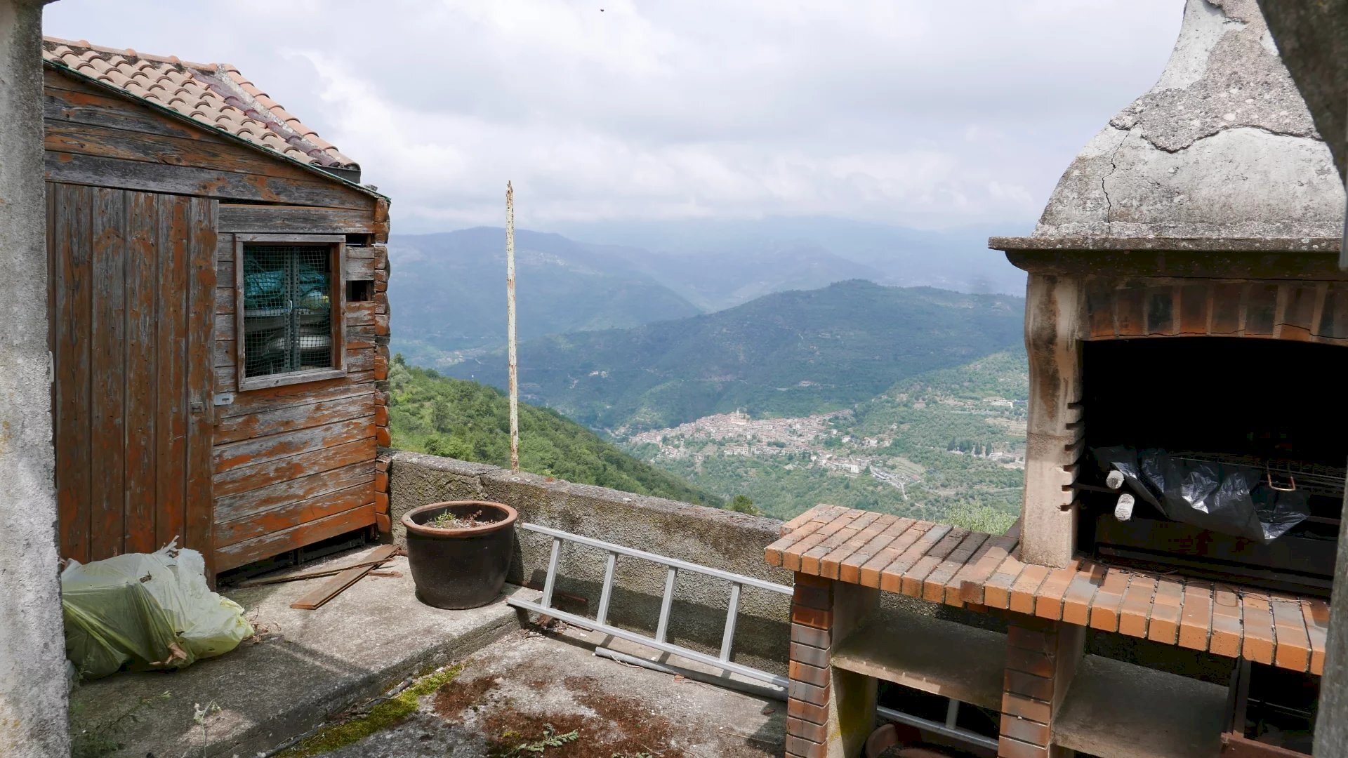 Semi-detached Villa Perinaldo - photo 1