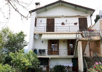Semi-detached Villa Perinaldo - photo 2