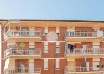 Three-room apartment Via Giacomo Matteotti, Fossano - photo 8