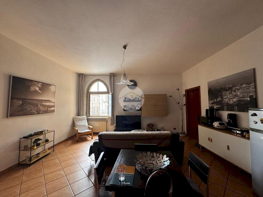 Three-room apartment Piazza Beppe Manfredi, Fossano - photo 1