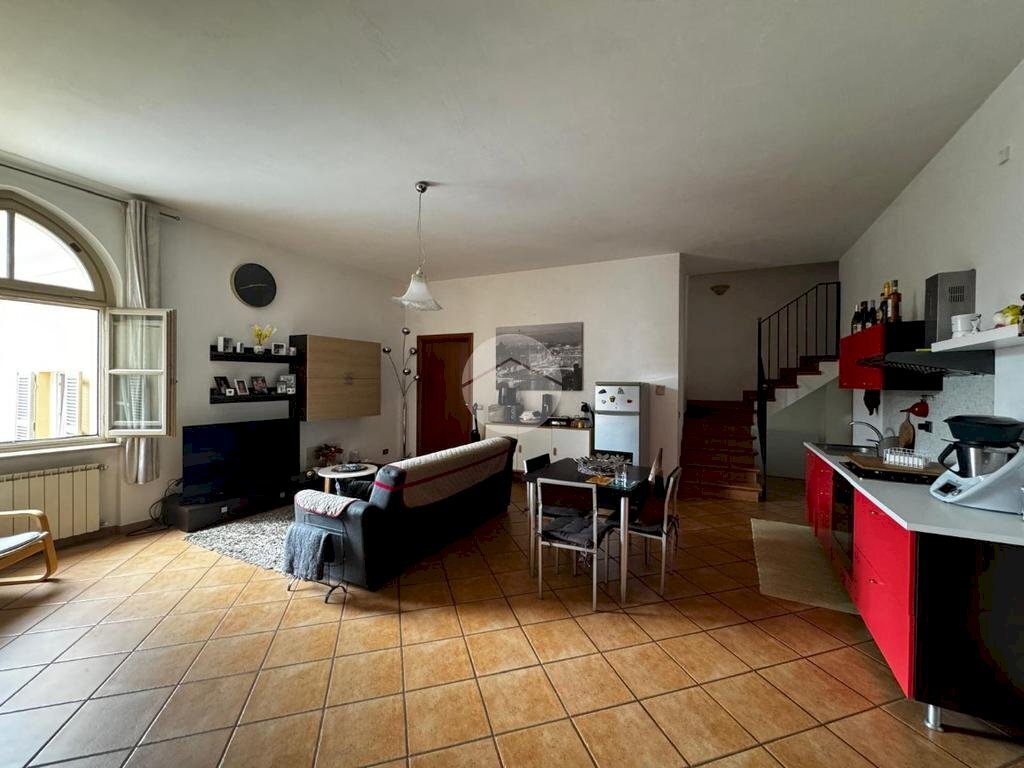 Three-room apartment Piazza Beppe Manfredi, Fossano - photo 2