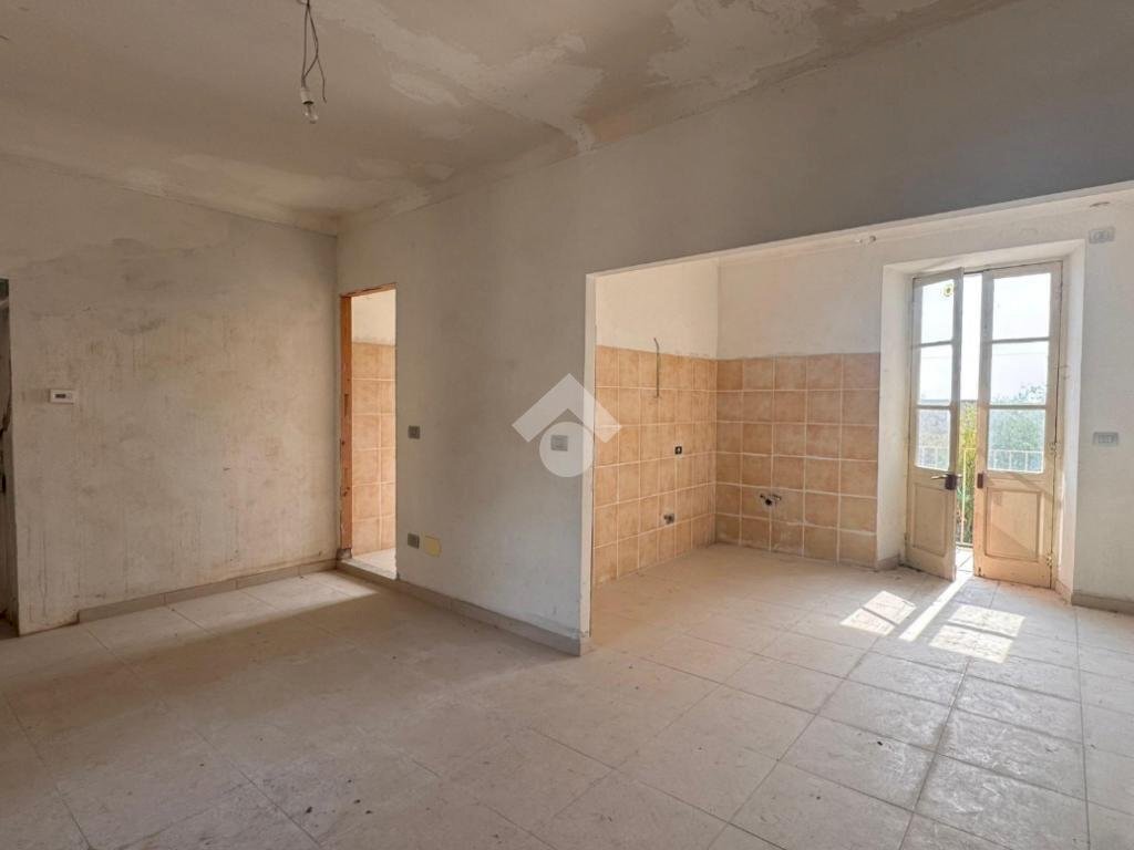 Three-room apartment Via drago, hamlet Villanovetta, Verzuolo - photo 2