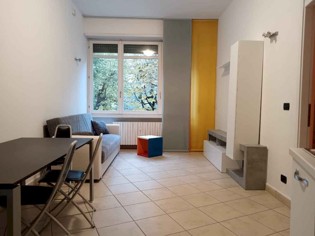Two-room apartment Corso Dante Alighieri, Cuneo - photo 1
