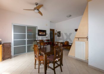 Sala da pranzo - Apartment Via XXV Aprile
 
13, Monte Roberto - photo 10