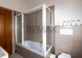 Bagno - Apartment Via XXV Aprile
 
13, Monte Roberto - photo 28