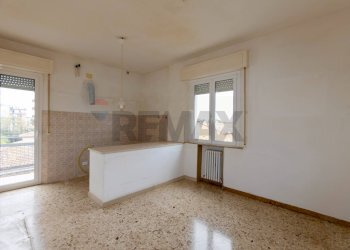 Stanza vuota - Appartamento Via Repubblica
14, Chiaravalle - foto 2