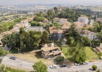 Vista delle montagne - Casa indipendente via Mario Carofoli
 
snc, Corinaldo - foto 13