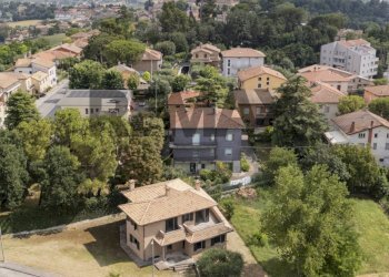 Edificio all\'aperto - Casa indipendente via Mario Carofoli
 
snc, Corinaldo - foto 14