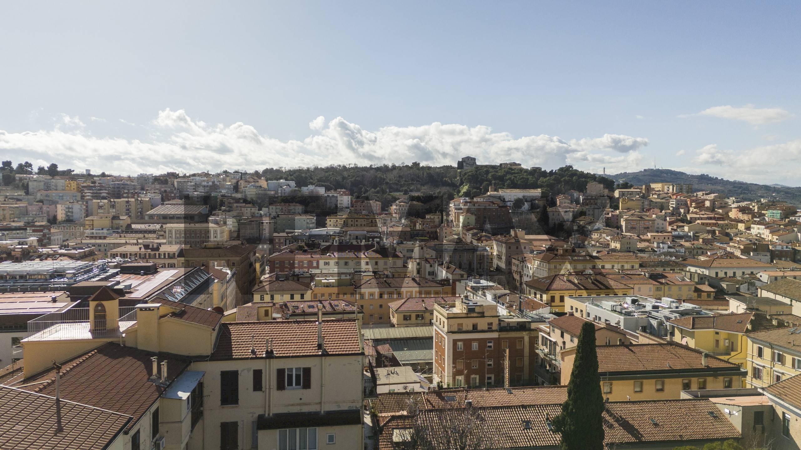 Edificio all\'aperto - Appartamento Via Goito
 
6, Ancona - foto 1